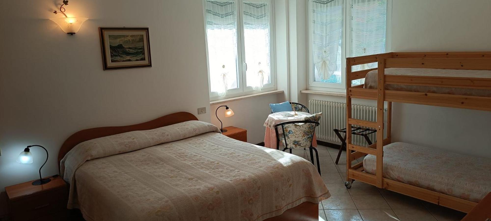 B&B Home Sweet Home Диано Марина Екстериор снимка